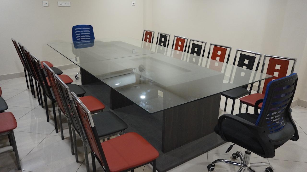 Hotel Golden Tulip Jalpaiguri Екстер'єр фото