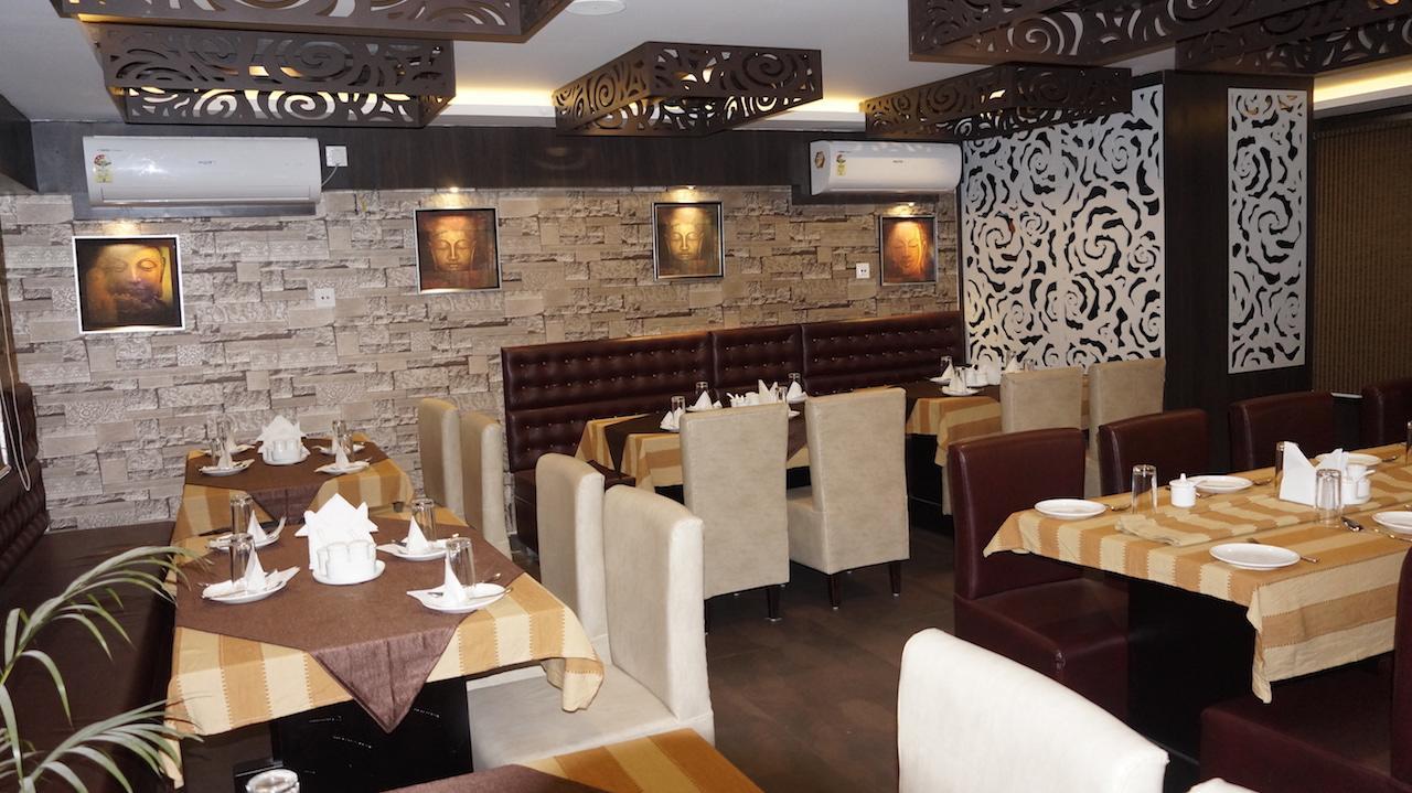 Hotel Golden Tulip Jalpaiguri Екстер'єр фото